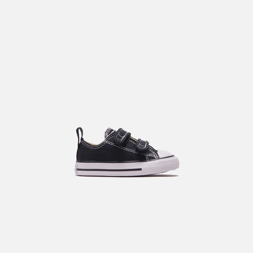 Converse     infant chuck taylor all star 2v canvas