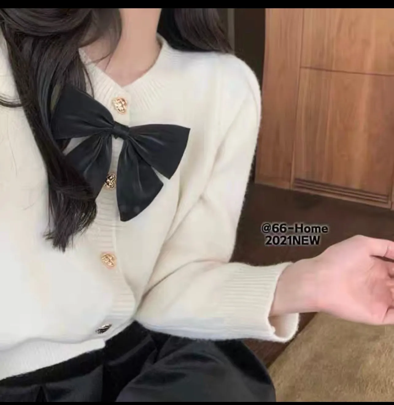 Japanese sweet bow knitted cardigan for women 2023 new spring and autumn style, age-reducing, small fragrance style sweater jack