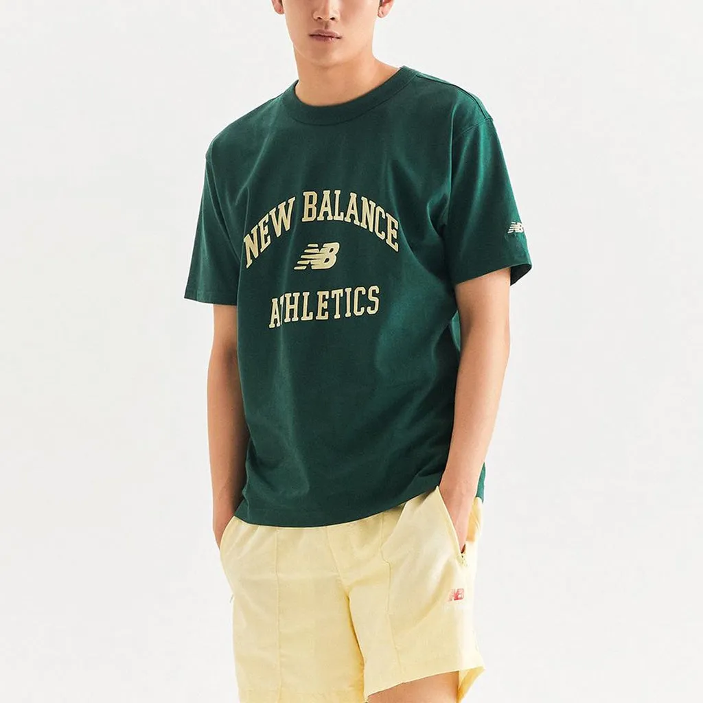 NEW BALANCE ATHLETICS VARSITY GRAPHIC T-SHIRT