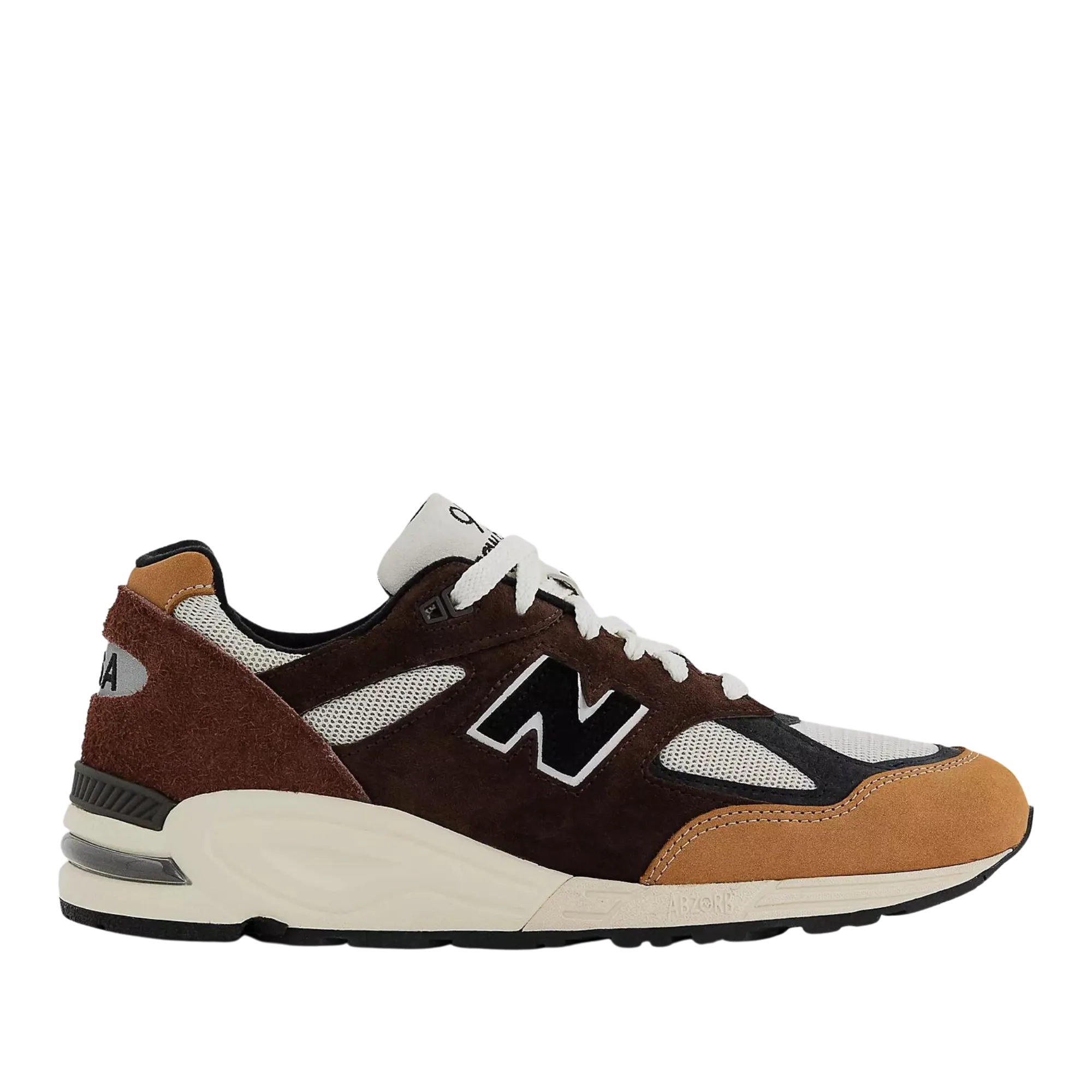 NEW BALANCE M990BB2