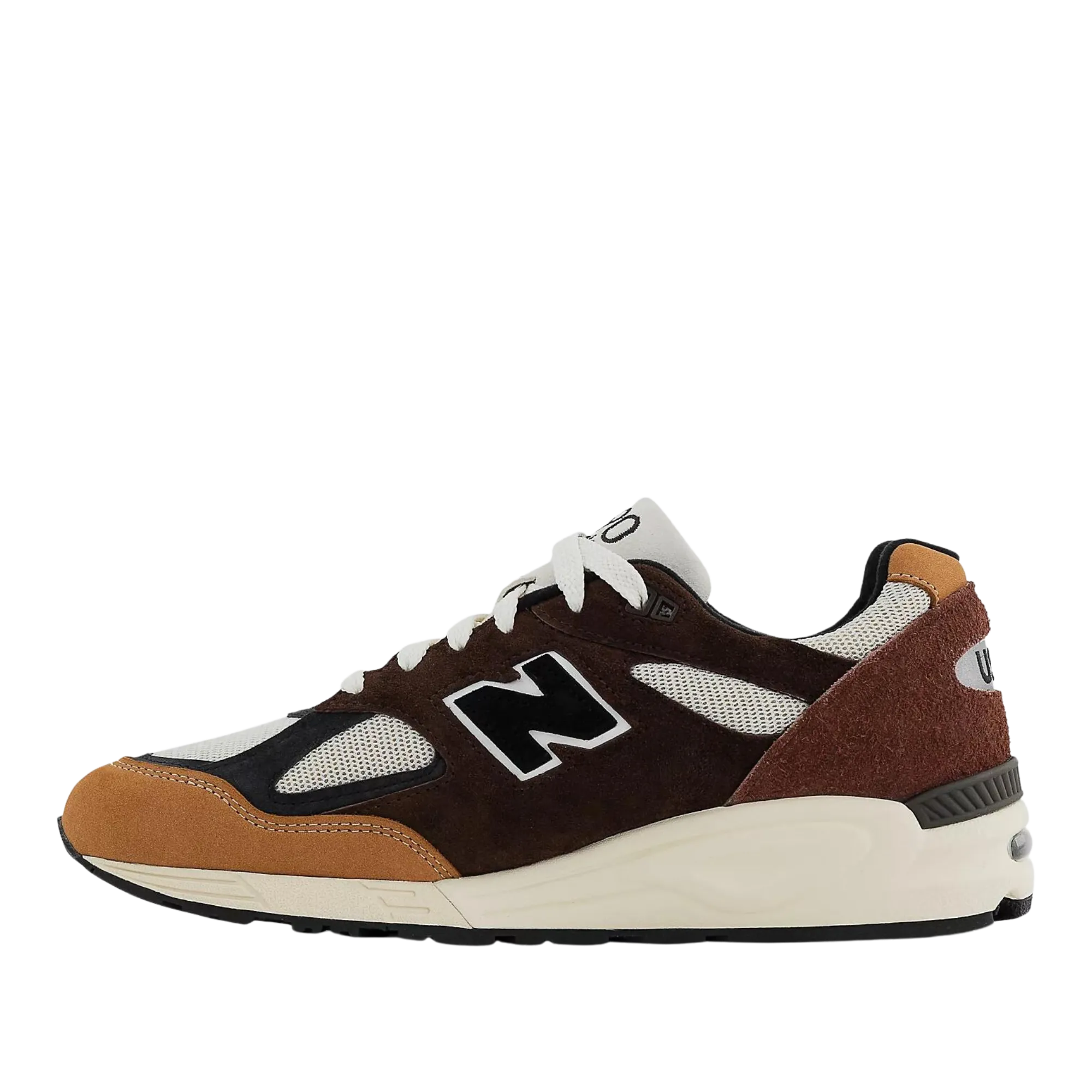 NEW BALANCE M990BB2