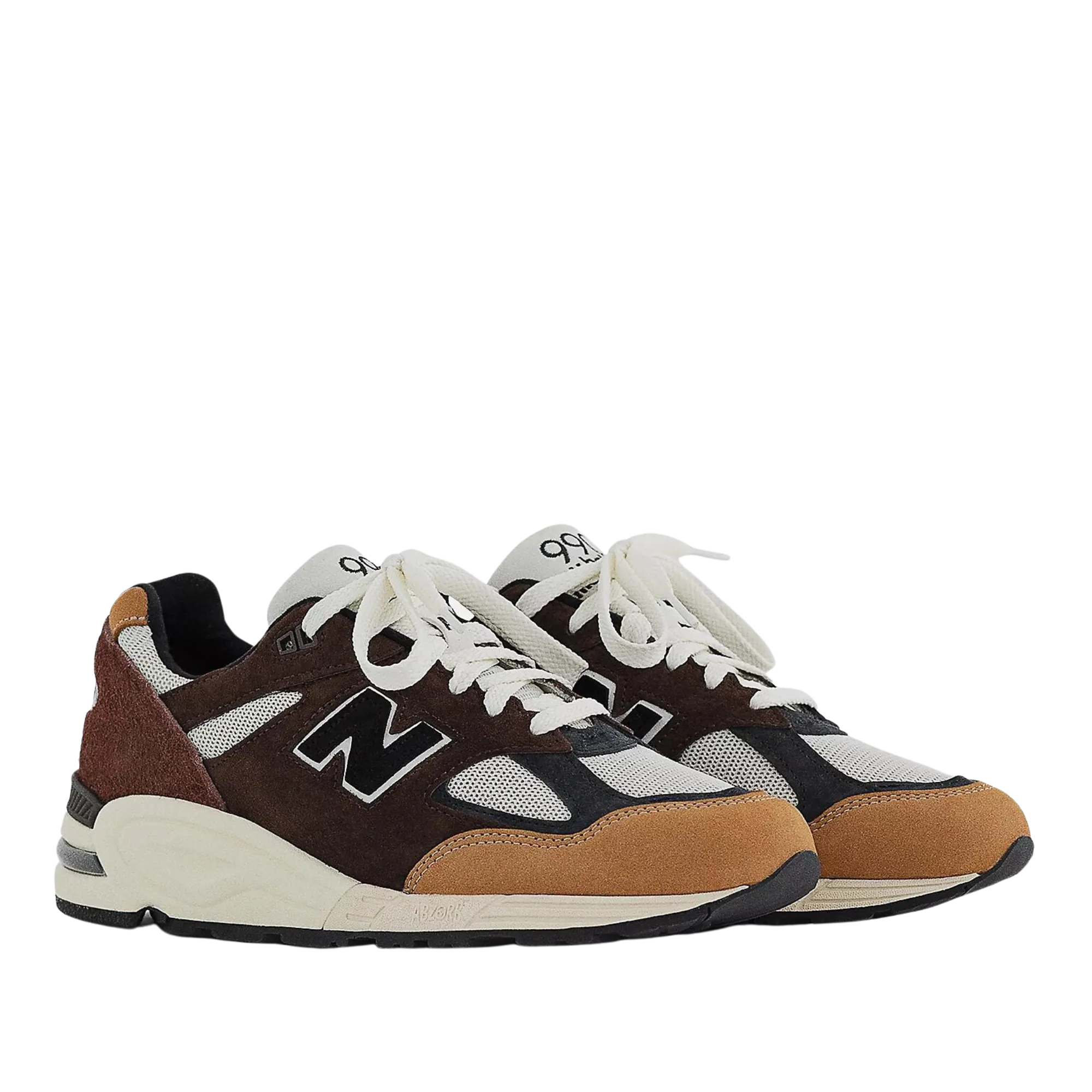 NEW BALANCE M990BB2