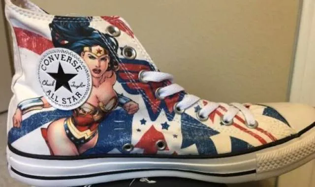 New Converse Chuck Taylor Hi WONDER WOMAN Print DC Comic...