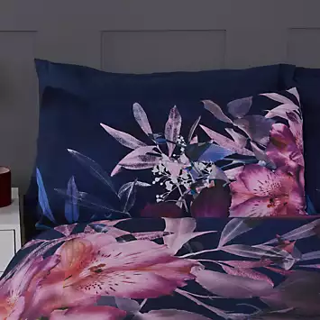 Sleepdown Large Floral Duvet Cover Set - Navy | Kaleidoscope