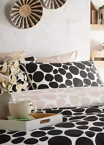 Vantona Home Essentials Mono Dots Duvet Cover Set | Kaleidoscope