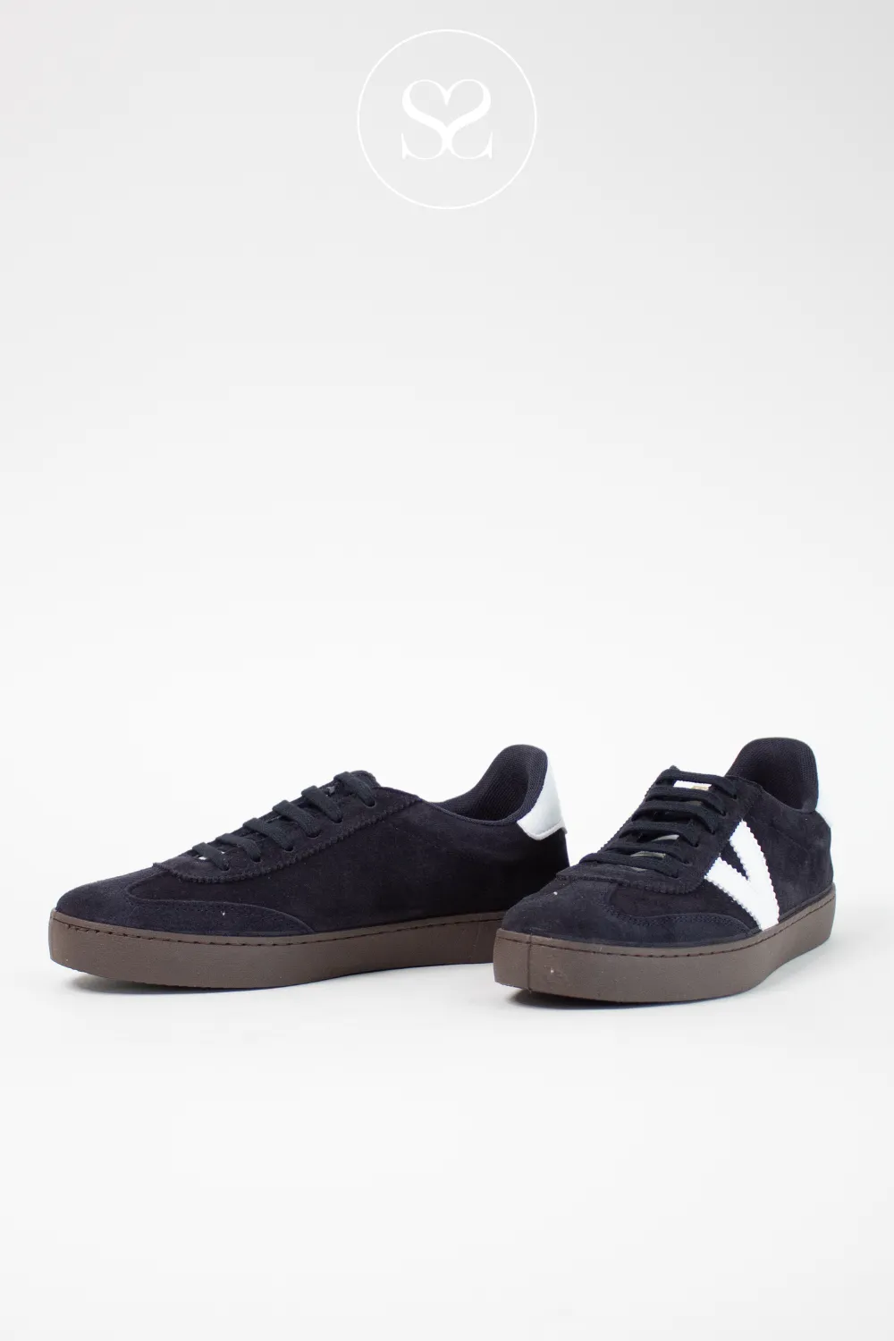 VICTORIA 1126199 NAVY SUEDE LOW PROFILE FLATFORM TRAINERS