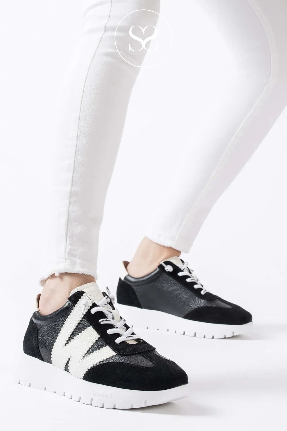 WONDERS A-2476 BLACK LEATHER WEDGE PULL ON TRAINERS